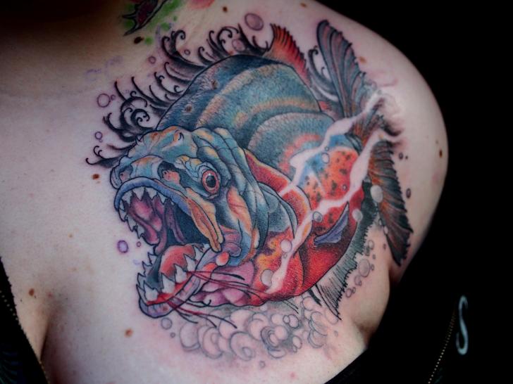 Brust Fisch Tattoo von Scapegoat Tattoo