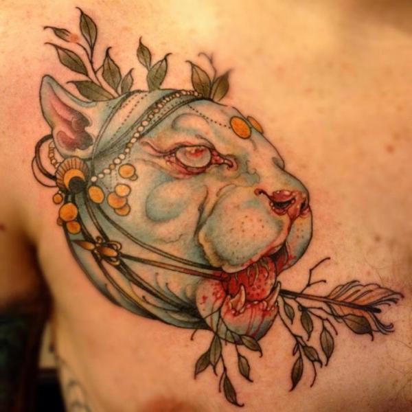 Tatuaje Pecho Gato por Scapegoat Tattoo