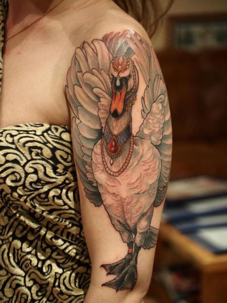 Tatuaż Ramię Gęś przez Scapegoat Tattoo