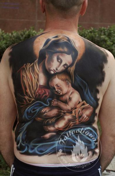 Tatuaje Espalda Religioso por Tattoo Ligans