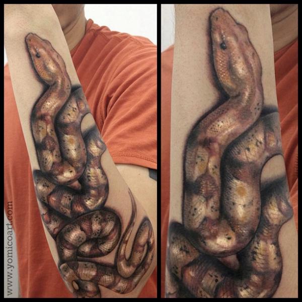 Tatuagem Braço Cobra 3d por Yomico Art