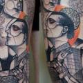 tatuaggio Dotwork Coscia di Peter Aurisch