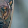 Fantasie Bären Oberschenkel tattoo von Peter Aurisch