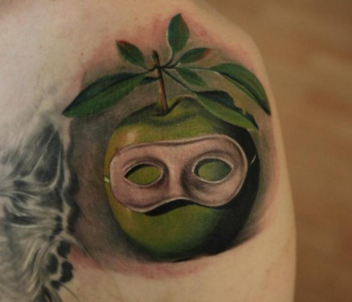 รอยสัก หน้ากาก แอ็ปเปิ้ล 3d โดย Bio Art Tattoo