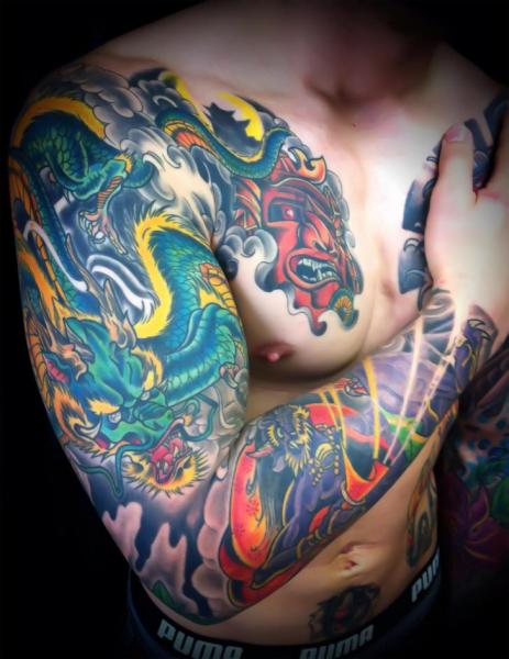 Tatuaje Hombro Brazo Fantasy Dragón por Exclusive Tattoos
