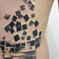 Fantasie Seite Dotwork tattoo von Otzi Tattoos