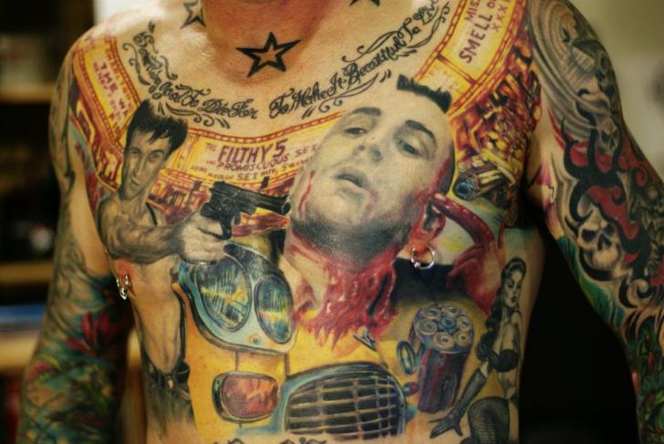 Tatuaje Pecho Robert De Niro por Chris Gherman