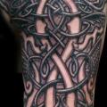 Schulter Tribal Keltische tattoo von Chris Gherman