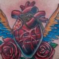 Brust Herz Flügel tattoo von Ryan Bernardino
