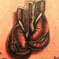 tatuaje Letras Espalda Boxe por La Florida Ink