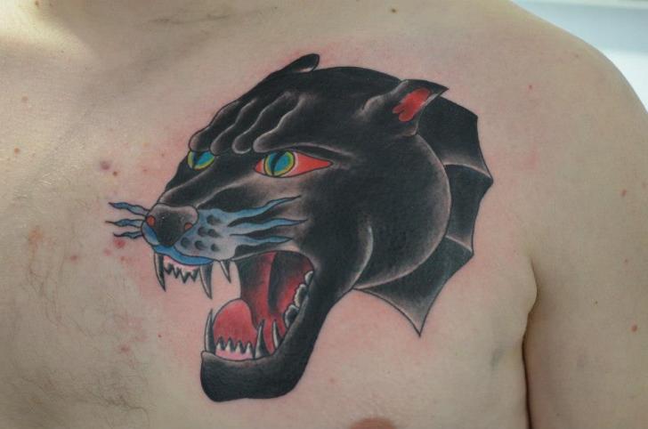 Tatuaje Pecho Old School Pantera por Freaky Colours