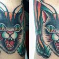 New School Katzen tattoo von Tattoo Tai