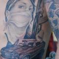 tatuaje Lado Cráneo Mujer Pistola Coche por Rand Family Tattoo