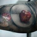 tatuaje Brazo Espejo por No Regrets Studios