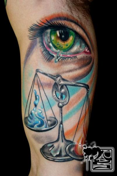 Arm Auge Waage Tattoo von Balinese Tattoo