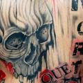 Totenkopf Rücken Trash Polka tattoo von Balinese Tattoo
