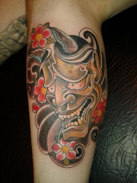 Tatuaje Ternero Japoneses Demonio por La Mano Zurda