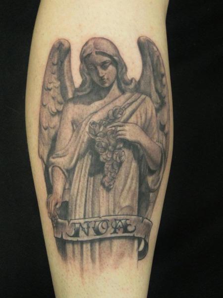 Arm Religiös Tattoo von Mao and Cathy