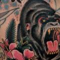 Shoulder Old School Gorilla tattoo by Mao and Cathy