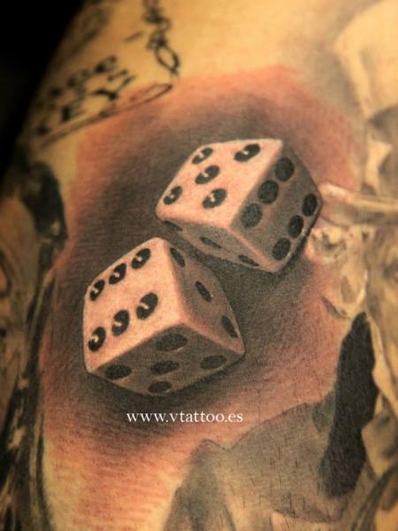 Tatuaż Kostki 3D przez V Tattoos