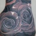 Blumen Hand tattoo von V Tattoos