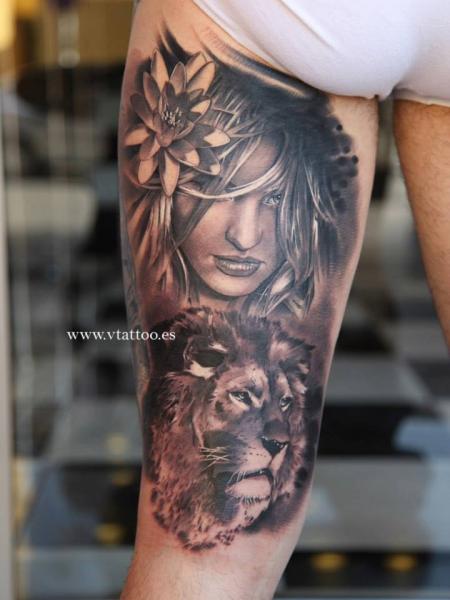 Tatuaggio Realistici Donne Leone Coscia di V Tattoos