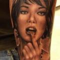 tatuaje Brazo Retrato Mujer por Wanted Tattoo