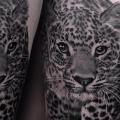 Realistic Thigh Leopard tattoo by Mia Tattoo