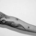 tatuaje Dotwork por L'Art Du Point