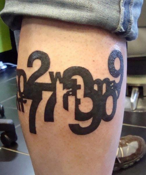 Голень Надпись Шрифты татуировка от North Side Tattooz