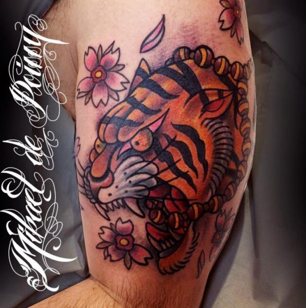 Arm New School Tiger Tattoo by Mikael de Poissy