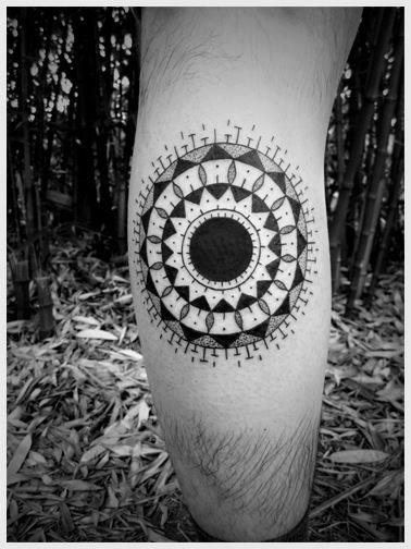 Tatuaż Łydka Geometryczny przez Kris Davidson