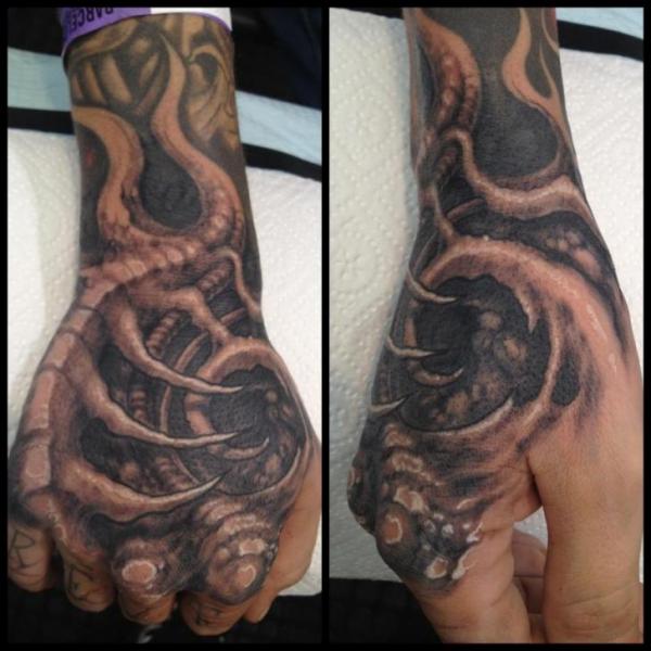 Biomechanical Hand Tattoo by Nephtys de l'Etoile