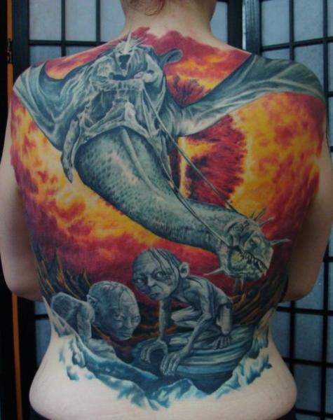 Tatuaje Fantasy Espalda Dragón Gollum por Nephtys de l'Etoile