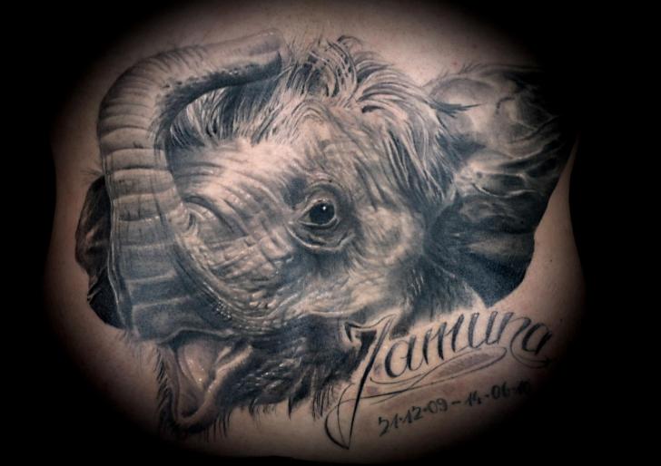 Tatouage Réaliste Elephant par Corpse Painter