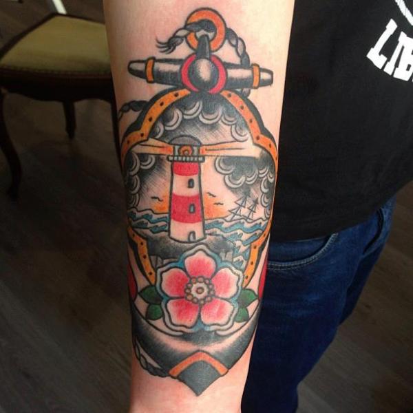 Tatuagem Farol Old School por Tatouage Chatte Noire