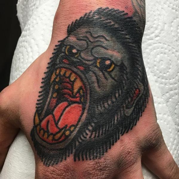 Old School Hand Gorilla Tattoo by Tatouage Chatte Noire
