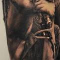 tatuaggio Braccio Ritratti Realistici di Vicious Circle Tattoo