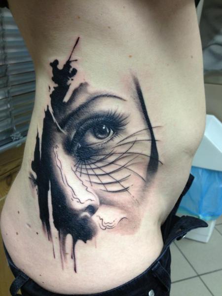 Fantasie Seite Frauen Tattoo von Vicious Circle Tattoo