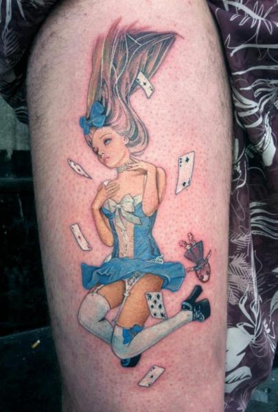 Tatuaje Brazo Fantasy Alice Wonderland por David Corden Tattoos