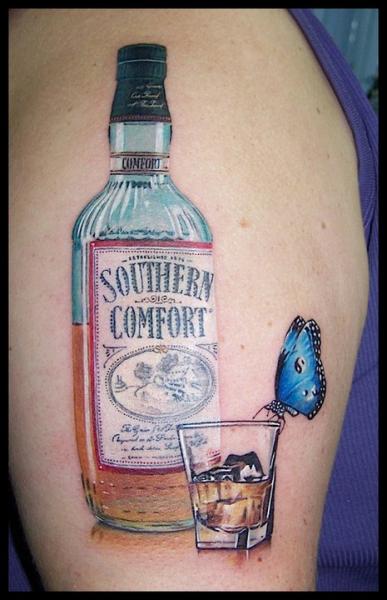 Realistische Schmetterling Flasche Tattoo von David Corden Tattoos