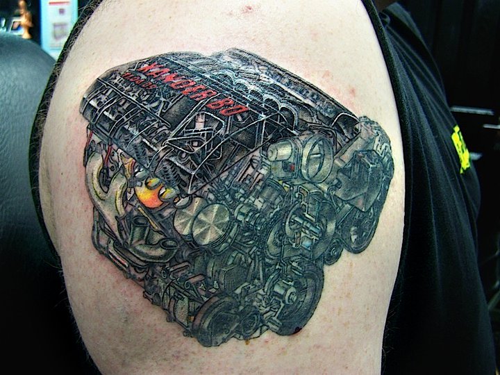 Tatuaggio Spalla Realistici Motore di David Corden Tattoos