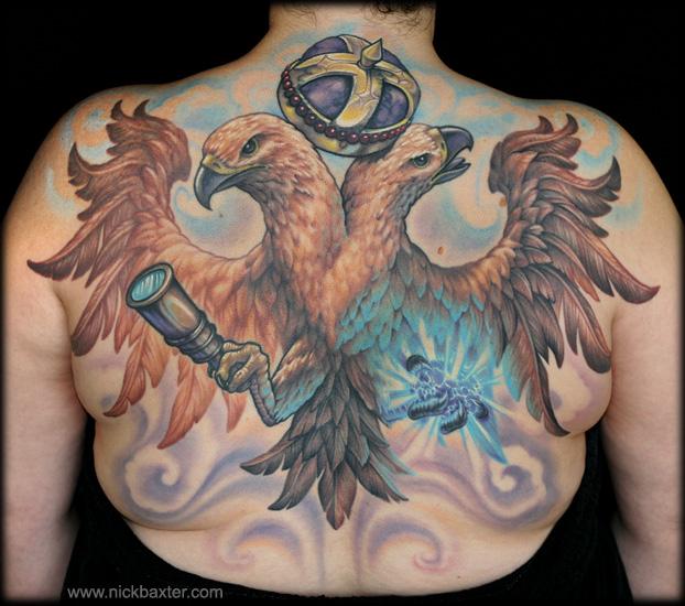 Tatuaje Fantasy Espalda Fénix por Nick Baxter