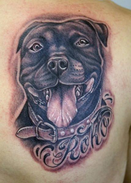 Tatuaje Realista Perro por Mito Tattoo