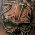 Schulter Totenkopf Dolch tattoo von Original Tattoo