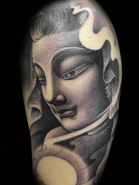 Buddha Religiös Tattoo von Demon Tattoo