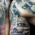 Schulter Arm Realistische Brust Frauen Auto Löwen tattoo von Demon Tattoo