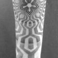Arm Dotwork Geometric tattoo by Sakrosankt