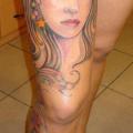 Realistische Bein Frauen tattoo von Tattoo Helbeck