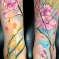 Leg Flower tattoo by Tribo Tattoo